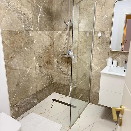 Nian Boutique Konstanca